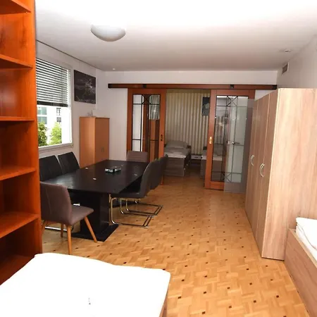 Naehe Cannstatter Wasen Apartment Stuttgart